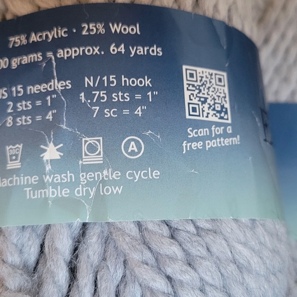 Plymouth Yarn Wool Blend 2 Skeins light Grayish Blue - Picture 2 of 4